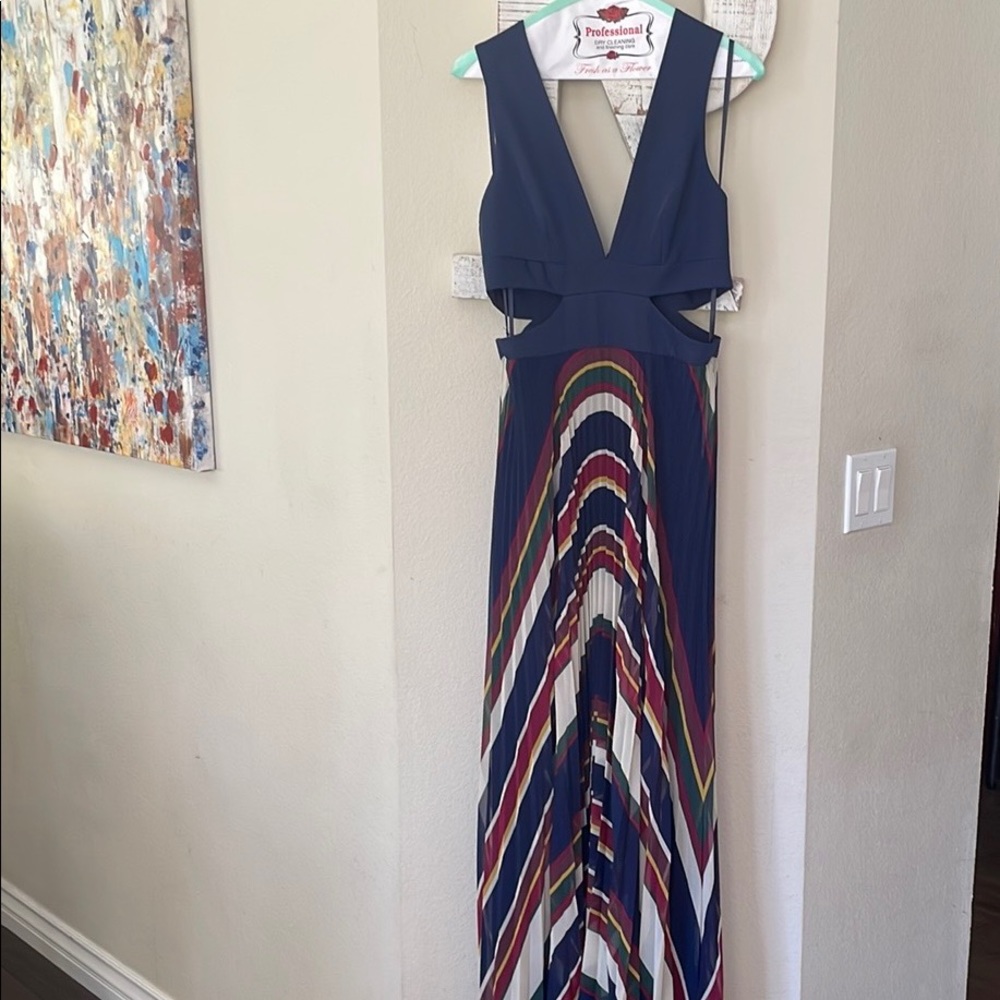 BCBGMAZARIA V Neck Navy Cut Out Gown